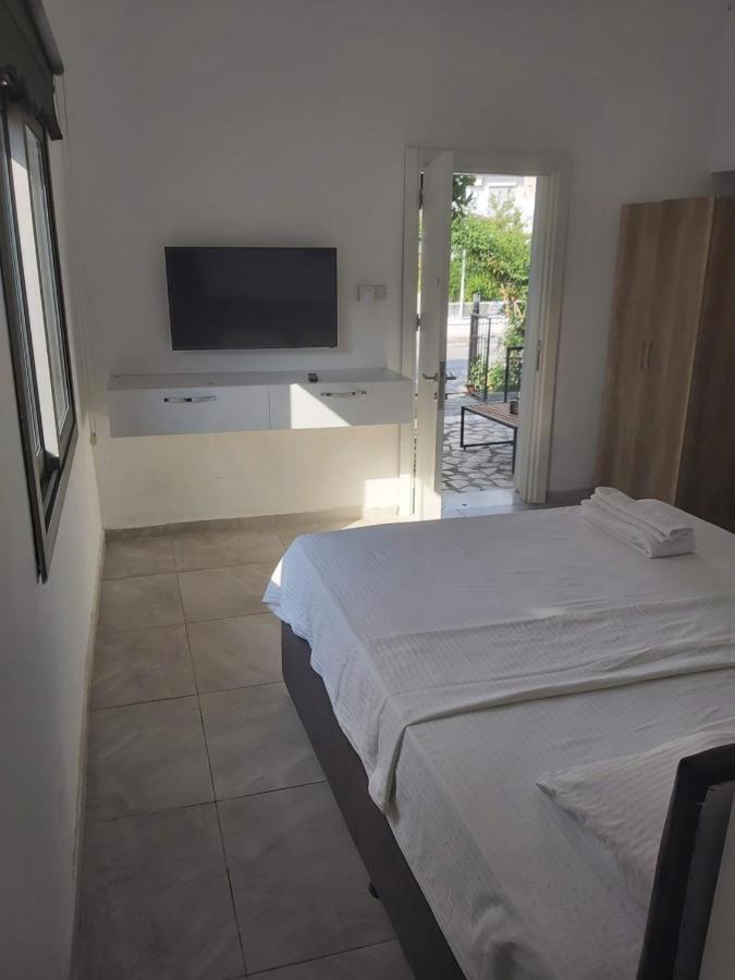 Compact Home Nicosia Exterior photo